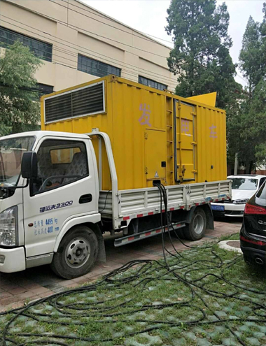 临漳发电车出租-柴油发电机组排烟系统设计要求及其考虑因素