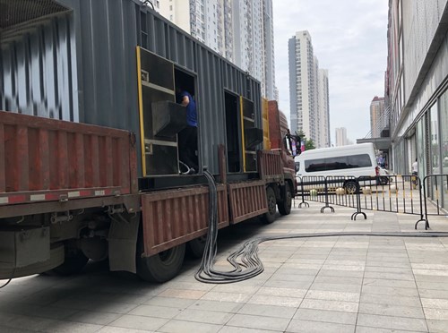 临漳柴油发电机空气滤清器在不同季节的更换周期是否有差异？